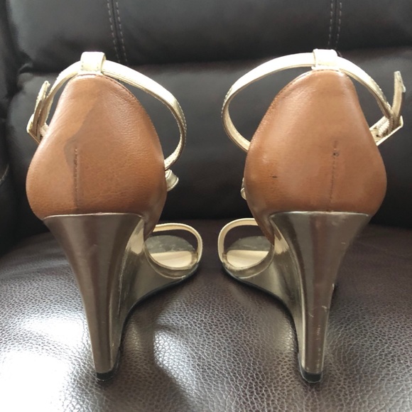 MICHAEL Michael Kors Strappy Gold & Tan Tall Wedge - Picture 6 of 8